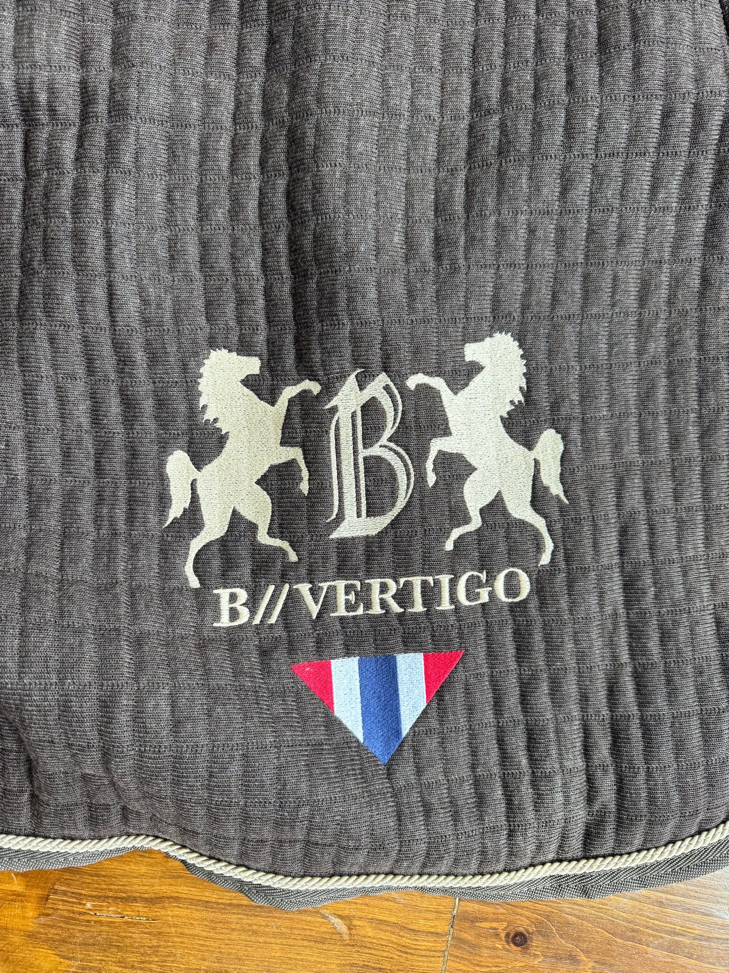 B Vertigo Wool Cooler