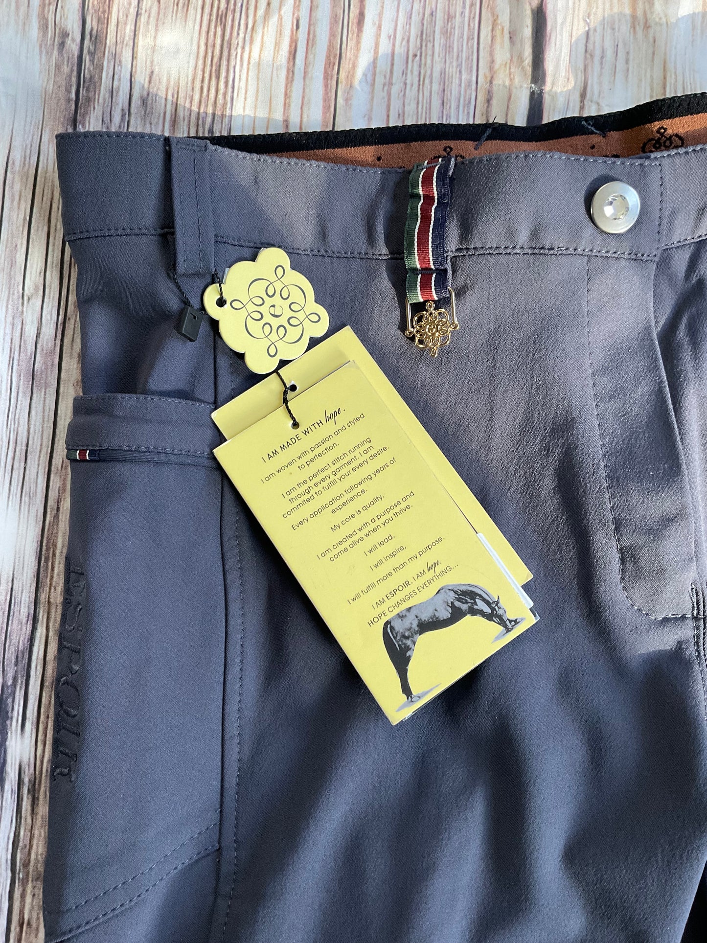 Espoir Dusty Blue Vivant