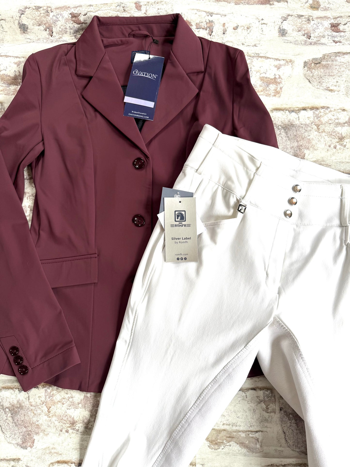 Ovation FLEX Show Coat