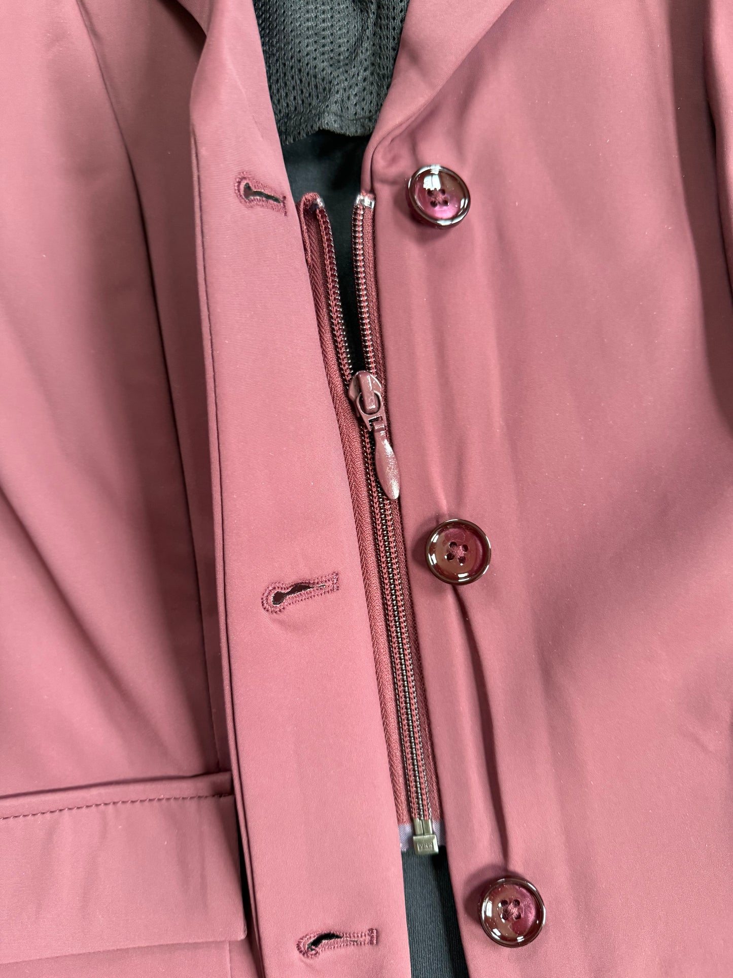 Ovation FLEX Show Coat