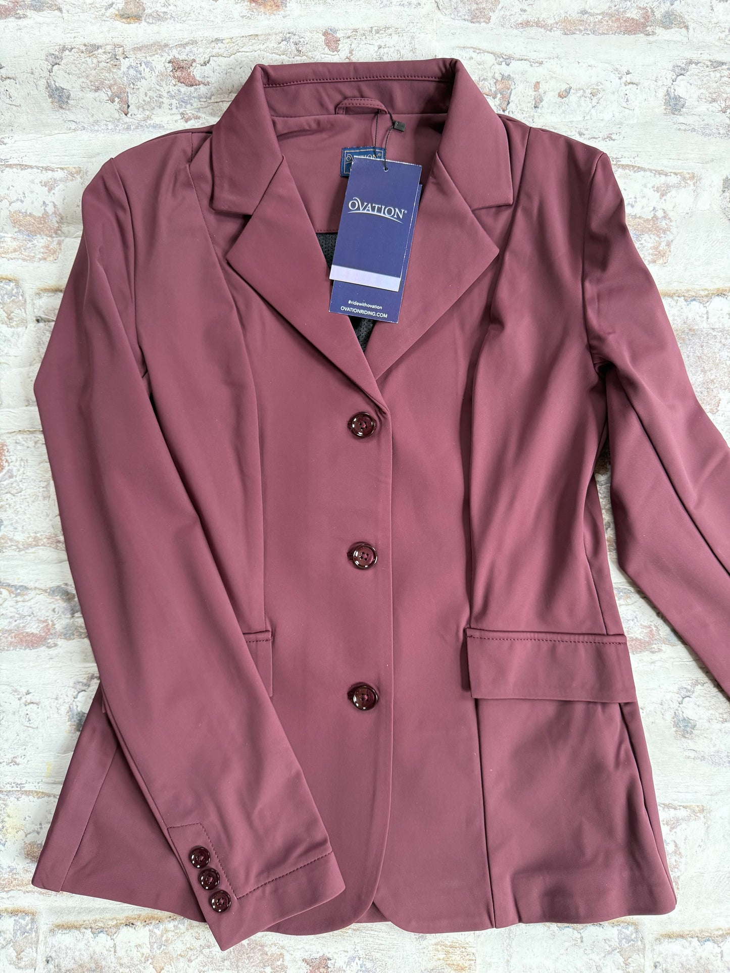Ovation FLEX Show Coat