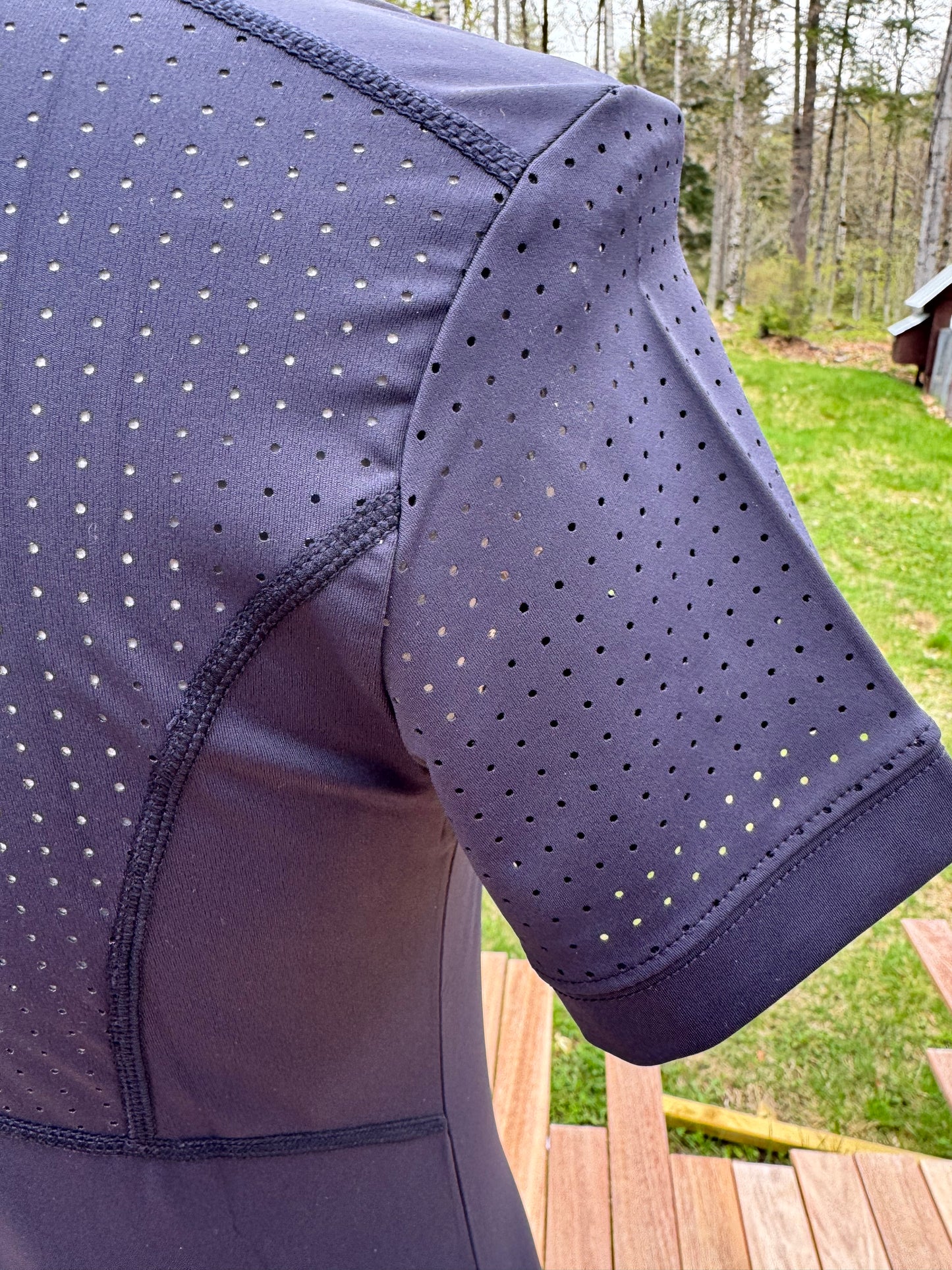 Catago Laser Perforated Short Sleeve